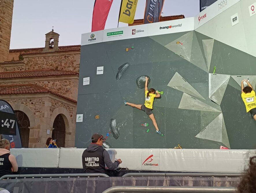 Laia Taulats frega el podi en la 3a prova de la Copa d’Espanya d’escalada en Bloc