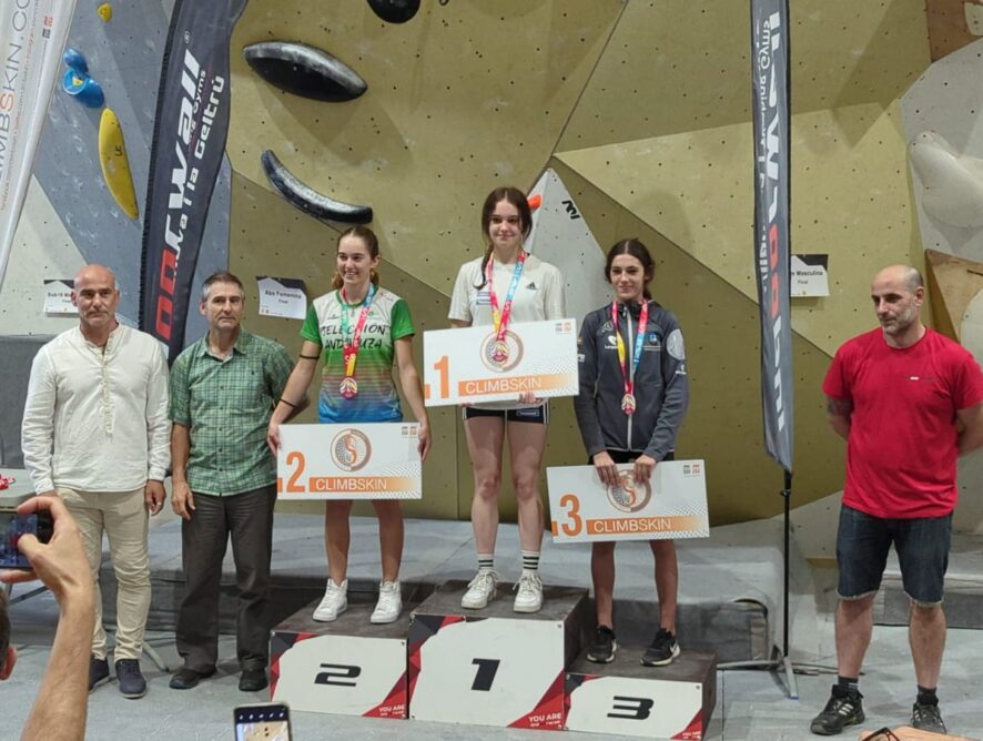 Laia Taulats guanyadora del circuit nacional de la Copa d’Espanya d’escalada de dificultat 2023 en la seva categoria Sub 18